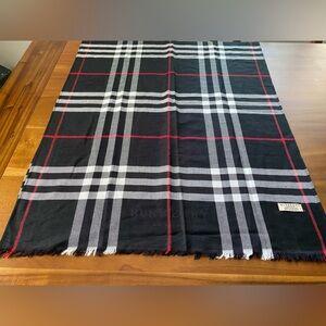 Burberry London Plaid Black Red White Scarf Shawl